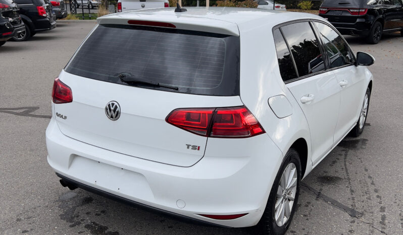 
								2015 Volkswagen Golf full									