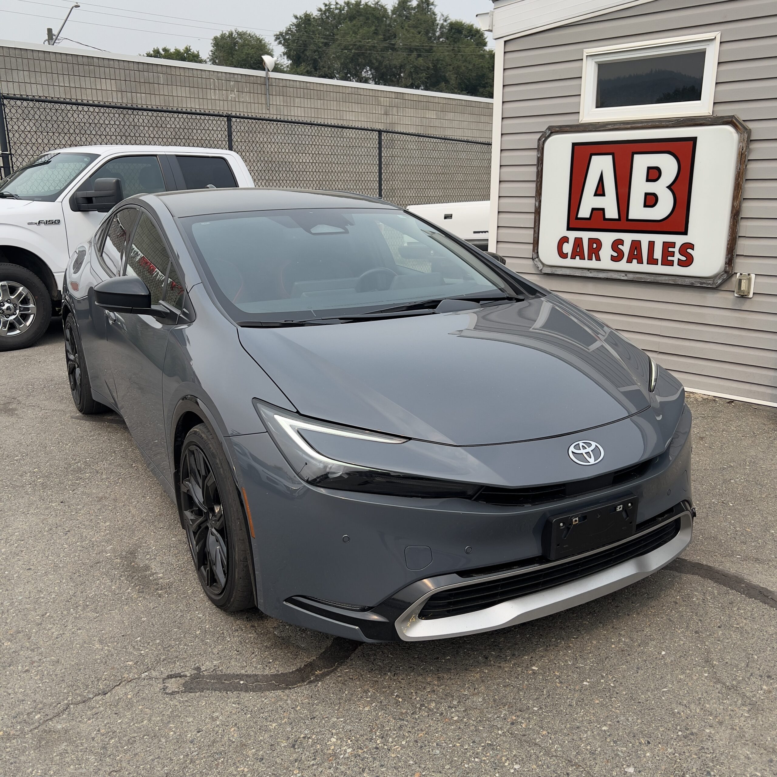 2024 Toyota Prius Prime (PHEV)
